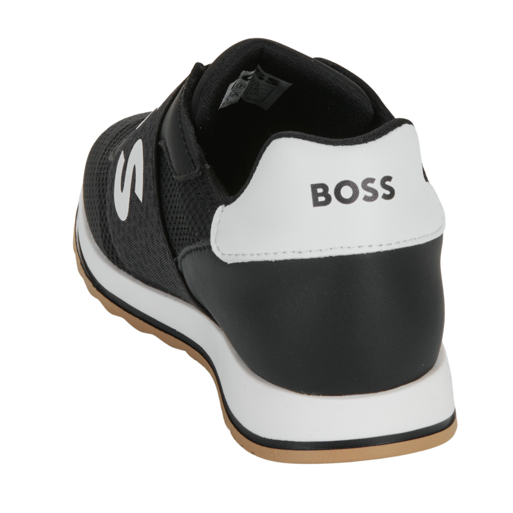 Tenis Infantiles Boss Negros con Cierre de Velcro | Comodidad y Estilo