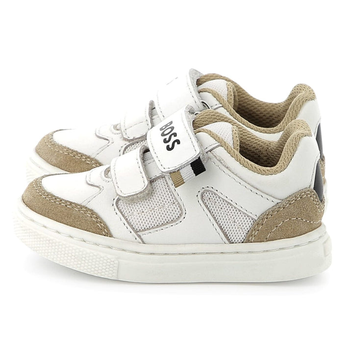 Tenis BOSS para bebé – Blanco con beige y detalles en malla