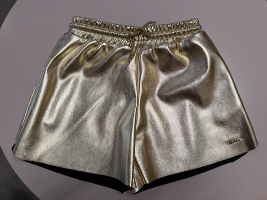 Short para Niña en color  metálico en tono dorado Boss