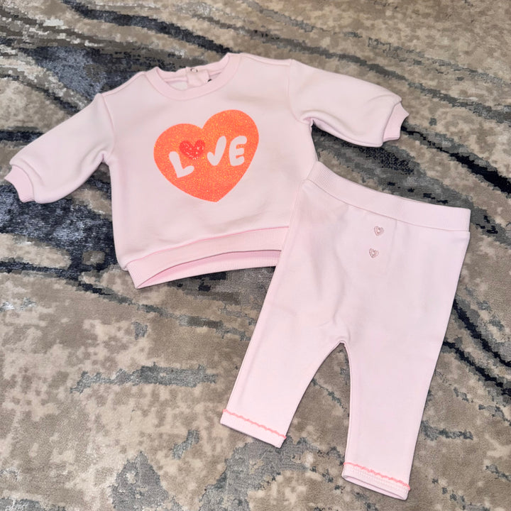 Conjunto para Bebé Billie Blush Rosa con Sudadera y Pantalón “Love”