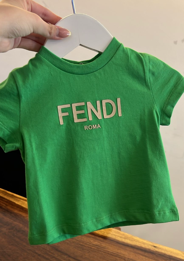 Fendi Kids Playera Verde Logo Roma