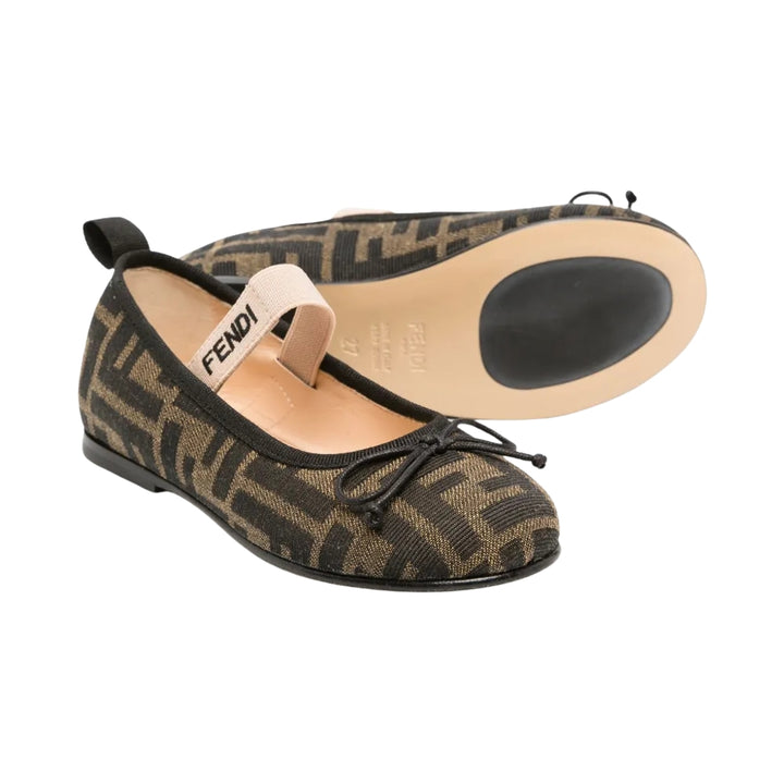 Fendi Bailarinas Monogram Café con Lazo