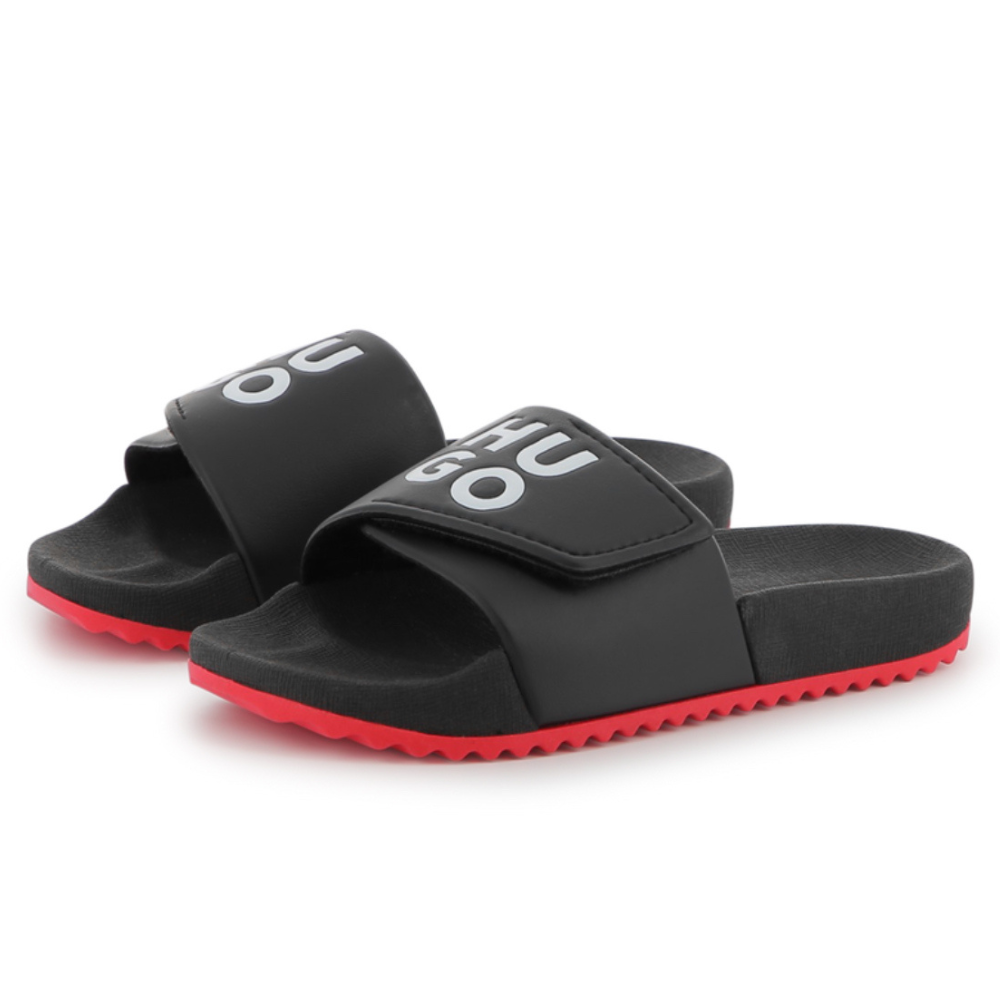 Sandalias Hugo Negras Para Niño con Suela Roja