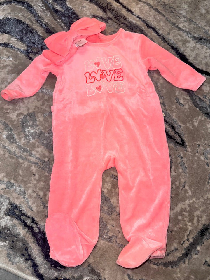 Mameluco Rosa de Terciopelo “Love” – Billie Blush