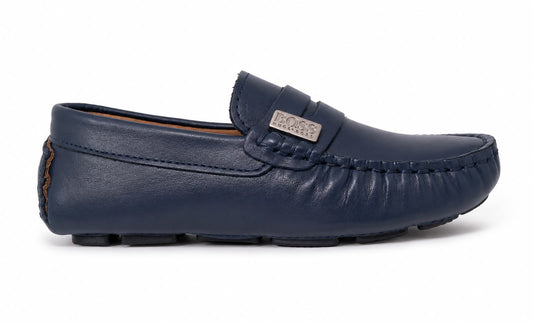Mocasín BOSS casual color azul marino.