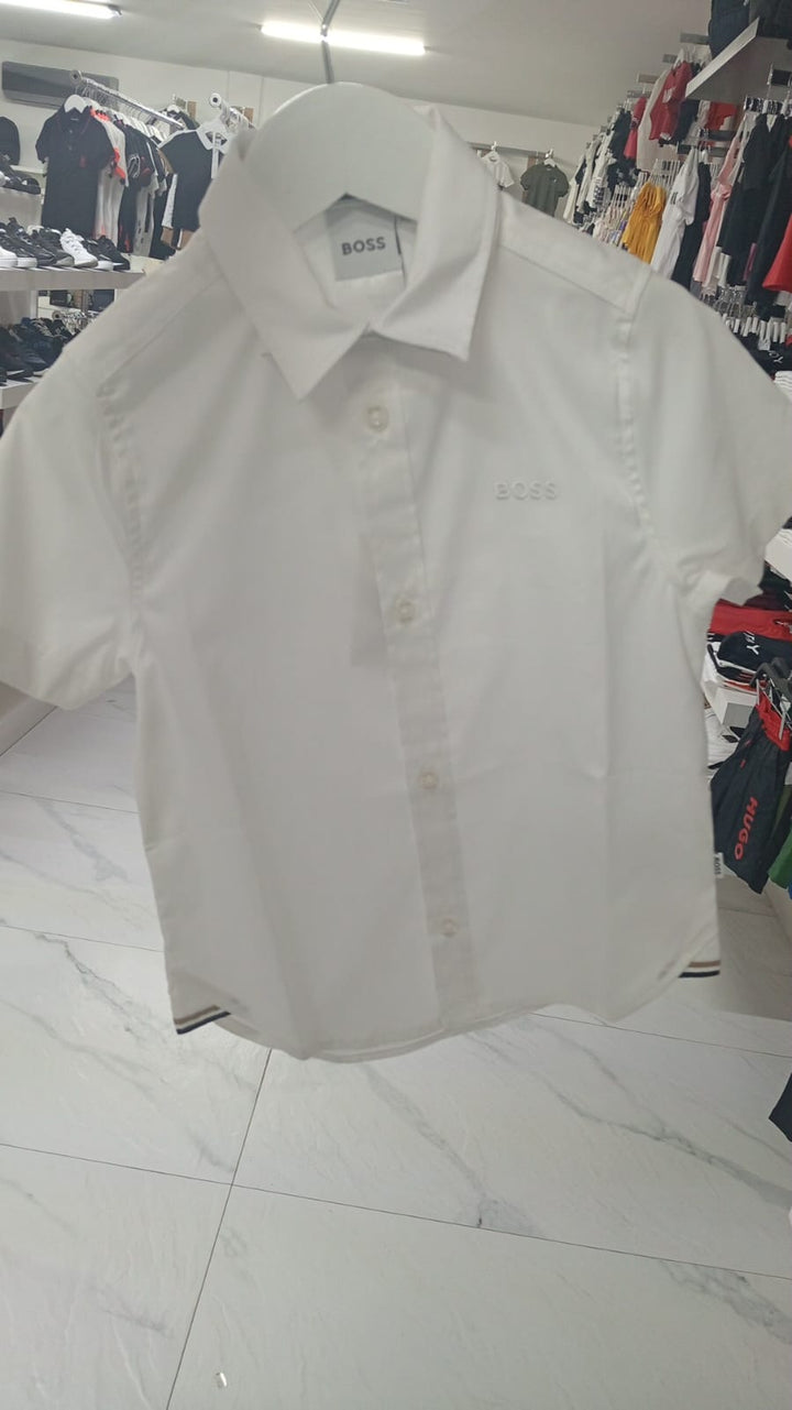 Camisa BOSS Blanca de Manga Corta para Niño con Logo Bordado