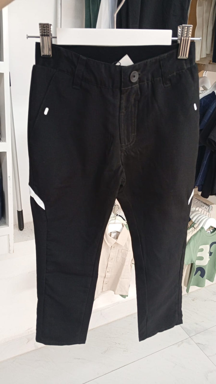 Pantalón BOSS Negro con Detalles en Contraste