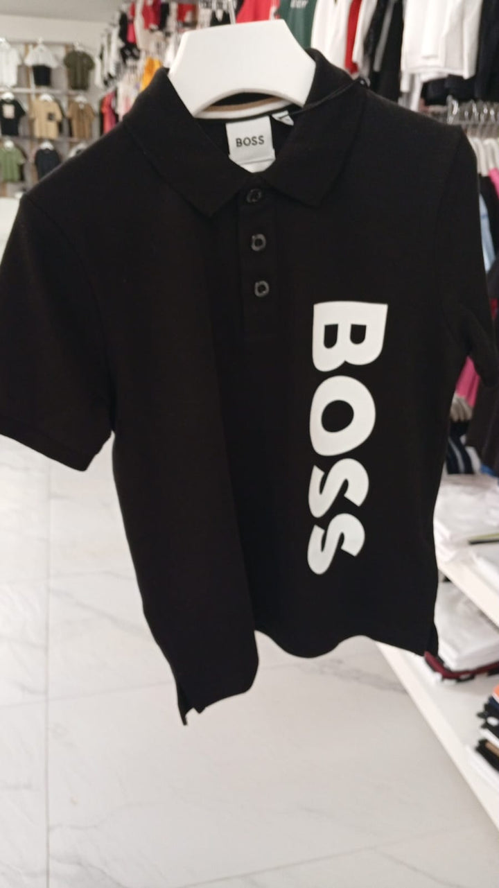 Playera Polo BOSS Infantil Negra con Logo Oversize