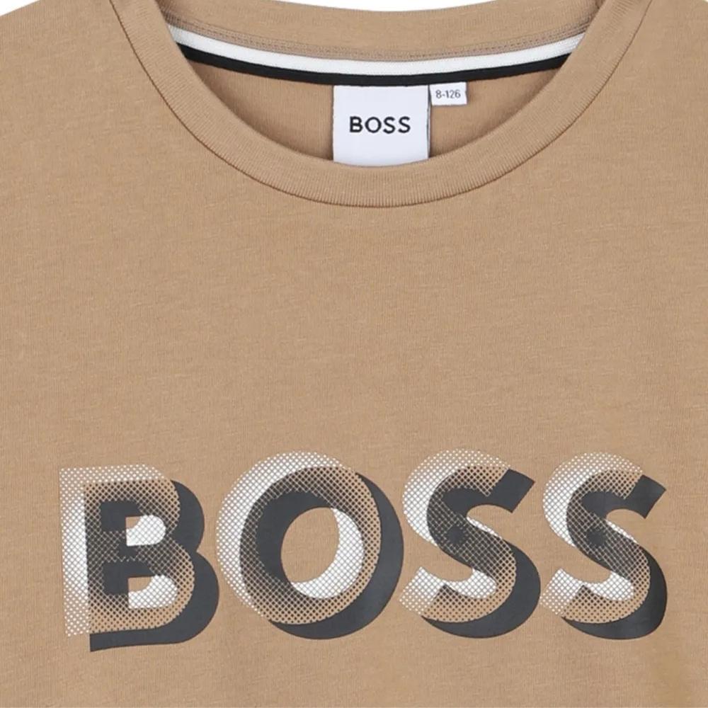 Playera BOSS Beige Logo 3D
