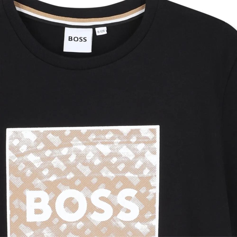 Playera BOSS Kids Negra Monograma